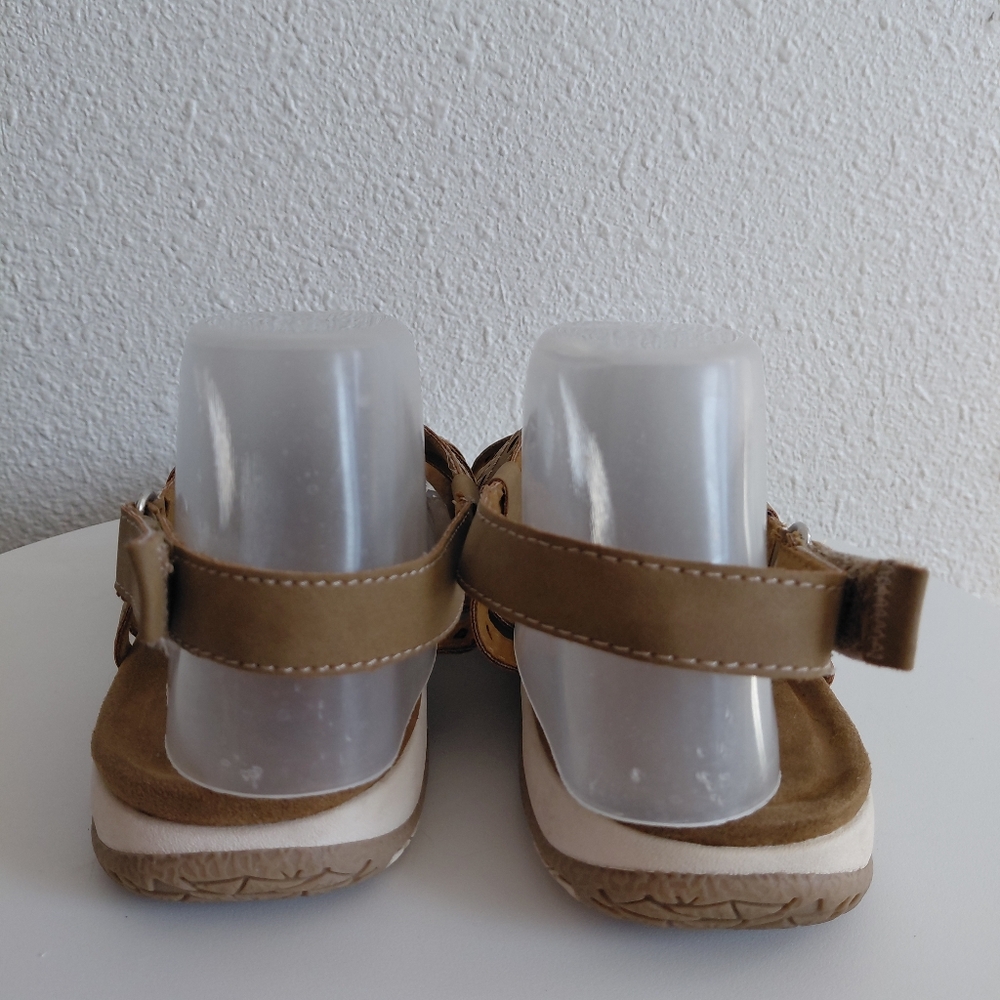 Earth Samsin Womens Plus Strappy Faux Suede Flat Sandals - Picture 5 of 15